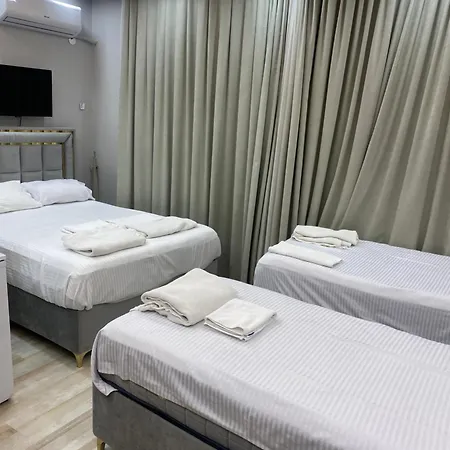 Lastbest Appart hôtel